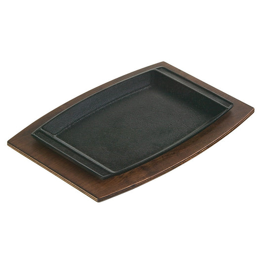 Cast iron griddle on underliner.