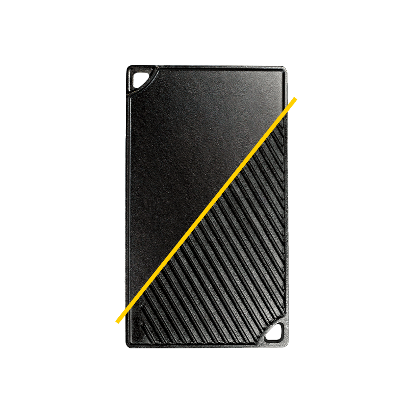 Rectangular griddle/grill pan with a yellow line through center to visualize both sides.