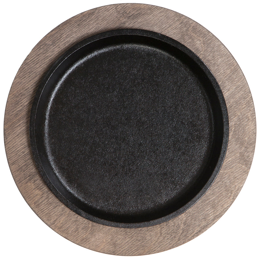 Serving griddle on wooden underliner.