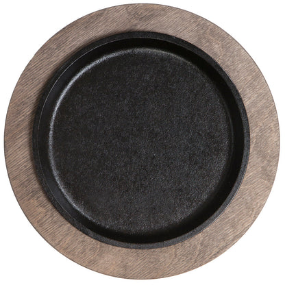 Serving griddle on wooden underliner.