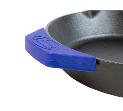 Assist handle holder on skillet.