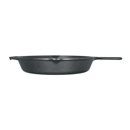 Side view of skillet.